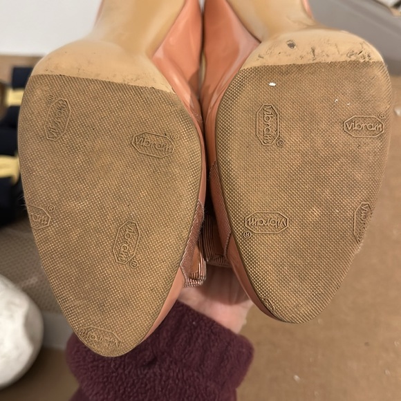 Salvatore Ferragamo Pumps Size 6 and 6.5; Selling as a Set USED NO SHOE BOX - Picture 4 of 6